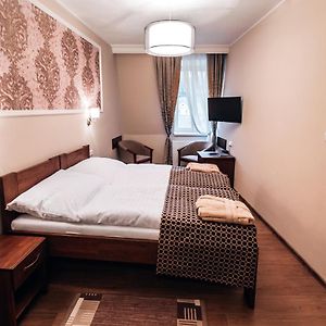Double or Twin Room Wellness